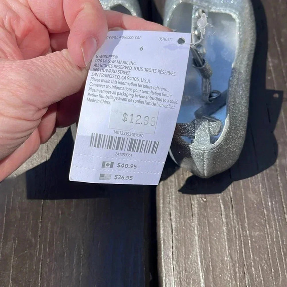 NWT Gymboree silver girls Mary Jane shoes size 6 - Picture 5 of 5